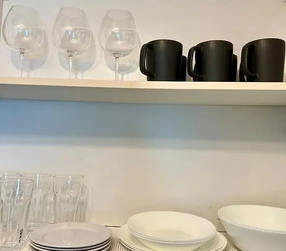 Charming 3-br In Bgc