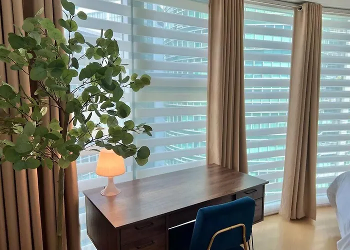 Charming 3-br In Bgc Apartment Manila